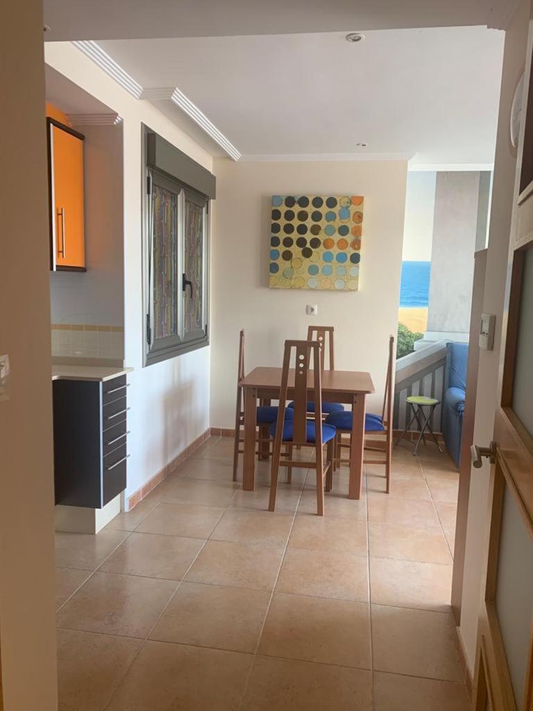 Apartament Enfoz Con Parking Y A La Orilla Del Mar Zewnętrze zdjęcie
